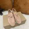 Desiner Loropiana Schuhe Online Damen-Bohnenschuhe Herrenschuhe Loafer Flache Absätze Neue Farben für Frühling und Sommer 92FL