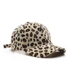 Caps de bola d t 2022 Novo moda feminina feminina feminina mista color leopard estampa ajustável REST AJUSTE MARCA DE ESTILO AUTO