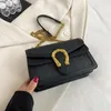 2023 Bags Clearance Outlets Dionysian women's autumn new fashion Korean version cross-body red ring-shaped small square bag