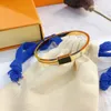 Nuovo braccialetto con lettera da donna Bracciale in oro con diamanti Gioielli di lusso con intarsio artigianale Bracciale antisbiadimento avanzato Progettato per le donne di lusso S179
