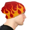Berets Red Fire Racing Flames Beanie Cap Unisex Winter теплый капот homme вязаная шляпа на открытые черепа шляпы для мужчин женщин