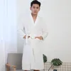 Vêtements de nuit pour hommes mode hiver Mini Kimono Robe automne dame flanelle Robe de bain Yukata chemise de nuit chemises de nuit taille unique hommes