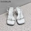Femmes suqare nouvelles sandales orteil d'été suojialun snadal mode groupe étroit dames causal glissa glissa