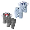 Kläderuppsättningar 2022 Sommar Nytt spädbarn Set Plaid Gentleman Twopiece Shortsleeved Children's Bowtie ShirtvestShorts Baby Outfit Set 212153 W230210