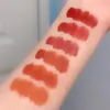 Brillant à lèvres couleurs liquide rouge à lèvres velours mat imperméable bâton de glaçage longue durée Sexy teinte rouge femmes Makeuplip