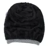 Berretti da uomo e da donna, berretto largo lavorato a maglia, berretto invernale oversize caldo, berretto spesso sciatto