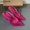 Sandalias Tacón delgado de alta marca Mujeres Suojialun Sandalia Moda Cristal Punteado Toe Slingback Zapatos Slip a las mujeres elegantes Pombas elegantes T E