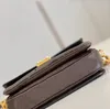 Tasarımcı Çantalar Zincir Tote Tag Omuz Çantası Crossbody Bag Lüks Çantalar Erkek ve Kadın Cüzdan Eşleme Çantaları Çanta Kart Tutucu