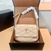 Nieuwe okseltas Geschenkdoos Populaire nieuwe mode Hoogwaardige casual collocatie Zadeltas Rugzak Tote Plunjezakken Designer Messenger Fashion