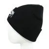 Berretti X Cappello ricamato in maglia di cotone invernale Skullies Cappelli Beanie Anime Giappone Sport all'aria aperta Bonnet Gorro