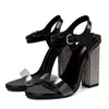Sandálias 2023 Summer Crystal High Heels Feminino Funcionário Aberto de Fechle Sapatos de Casamento