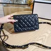 Fransız kadın fany paketleri cüzdan bel büst çantaları gerçek deri kayış altın metal donanım matelasse zincir crossbody omuz kartı tutucu büst çantası 19x11cm