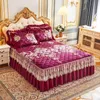 Bed Skirt European Quilted Thicken Crystal Velvet Bed Skirt 3pcs Warm Plus Velvet Bed Sheet Pillowcase Three-piece Bedding for Wedding 230211