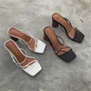 Сандалии Монмоира деревянные кусочки женские сандалии лето 2022 квадратный носок узкая полоса черная высокая каблука насосы дамы шлепанцы G230211