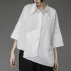 女性のブラウスシャツQWEEK WOMENS'S BLOUSE非対称の渦中韓国韓国スタイルブラックホワイトシャツルーズボタンアップカジュアルサマーファッション230211