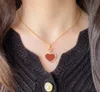 Vintage Red Heart Necklace White Shell Pendant Wedding Party Single Diamond Jewelry Female Gold Plated Thin Chain Choker