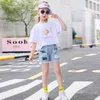 T-shirty Summer biała koszulka dla dzieci kreskówka bawełniana bawełniana topy z krótkim rękawem Koreańskie dziewczęta długie koszulki nastoletnie ubrania 5 8 10 12 14y T230209