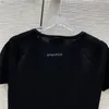 女性用Tシャツデザイナー2023ビスコースTシャツニットレターパターンミラノ滑走路クロップトップTシャツ服ハイエンドカスタムIRIE