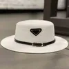 Chapeau plat Chapeau de paille pour femmes de créateurs Chapeau à larges bords de jazz à la mode Crème solaire pour hommes de haute qualité