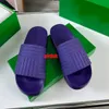 2024 Slider Slippers Voor Mannen Vrouwen Hoge Kwaliteit Designer Slides Groen Wit Zwart Flats Rubber Zwembad Strand Schoenen Vrouw Mode Outdoor huis Sandalen