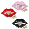 20 PCs/lote de broche personalizado shinestone Heart Sexy Kiss Broches Lip Broches for Women Acessórios