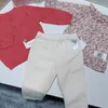 Setler Stokta Takımlar 2023 Spring Toddler Kızlar Kıyafetleri Kesme Hırka ve Floral Gömlek Bebek Erkek Pantolon Kids Boutique 230210