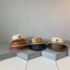 2022 Ny modedesigner Bucket Hat Simple Foldble Wide Breim Floppy Girls Straw Hat Sun Hat Beach Women Summer UV OROTECT rese lady cap kvinnliga stora coola hattar