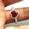Bröllopsringar för kvinnor Silver Color Engagement Ring Red Heart Cubic Zirconia Elegant Luxury Bijoux Drop Shipping CC829