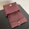 Batti Top Handle Bag Baced Intreccio Leather Top Handbag Pocket zip zip ، اثنان من الجيوب المفتوحة للكتف