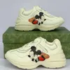 Çocuk Ayakkabı Tasarımcısı erkek kız Sneakers bebek çocuk Eğitmenler genç çocuk Ayakkabı Çilek Lüks Platform Rhyton Çok renkli Vintage Chaussures Sneaker