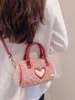 2023 nouveaux sacs de soirée mignon rose femmes seau sac à bandoulière Faux laine d'agneau doux en peluche bandoulière hiver fourrure beaux sacs à main