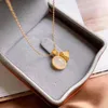 Chains Original Design Natural Hetian Jade Hollow Calabash Necklace Pendant Retro Fine Art Ladies Jewelry Daily Accessories