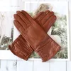 Gants à cinq doigts Gants en peau de mouton Cuir pour femme Style extensible classique Mince Plus Doublure en polaire Automne et hiver Dames Voyage en plein air Conduite 230210