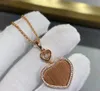 Vintage Red Heart Necklace White Shell Pendant Wedding Party Single Diamond Jewelry Female Gold Plated Thin Chain Choker