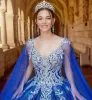 رويال بلو كوينسيانرا فساتين Vestido de Debutante Para 15 Anos مع Cape Lace Chipique Sequin Mexican Girls XV Pageants BC14396