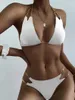 Bedruckter sexy Split-Bikini für Damen mit Drei-Punkt-Kette, für Damen am Meer
