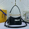 Haute qualité M20998 sac à bandoulière designers de luxe sacs à bandoulière pour femmes mode vintage classique sac à bandoulière taille 19 x 13,5 x 6,5 cm