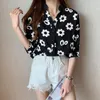 Kvinnors blusar 2023 Summer Blus Shirt for Women mode Half Sleeve V Neck Casual Office Lady White Shirts Tops Japan Korean Style