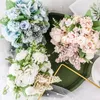 Decoratieve bloemen 13 koppen Hydrangea Artificial Bouquet Silk Blooming Fake Peony Bridal Hand Bloem Roses Bruiloft Centerpieces Decor