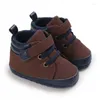 Primeiros caminhantes sapatos de bebê clássico menino menina nascida infantil infantil algodão casual algodão macio anti-slip pu crib pré-caminhão 0-18 mês