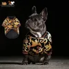 Hundkläder Suprepetkläder för fransk bulldogg guld broderi jacka kappa varma kläder valp outfit bomull s rep 230211