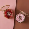 Bijoux Pochettes Sacs Laiton Verre Clair Boîte Au Trésor Or Bague De Fiançailles Porteur Belles Bandes De Mariage Titulaire Rustique Blanc Rose Fleur BoxJ