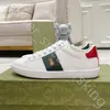 Topp män kvinnor Italy casual skor designer skor klassisk vit sneaker rand duk skarv sneakers djur broderier par tränare storlek 35-46