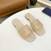 Prado Luxury Fashion Topquality Designer Designer Shoes Slippers Дизайн летние мужчины и женщины плоские туфли толстая подошва кожаная резиновая буква. Случайная мультфильма тапочка