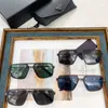 Funky solglasögon för kvinnor Abd Men Summer 70y Style Anti-ultraviolet Retro Plate Full Frame Fashion Glasses Random Box 70