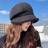 Beanieskull Caps Cokk Beret Hat Women Winter Octagonal S для ретро сплошной цветовой бархат Sboy Cap Женский хранение теплого ведра Горро 230211