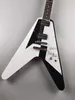 Guitarra de guitarra en blanco y negro Vuelo de bloqueo de color V Accesorios de plata Mini Pickup Pintura importada de caoba