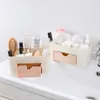 Boîtes de rangement Tiroir multifonctionnel Cosmetic Box Makeup Brush Finishing Momening Dowring Table Lipstick Shelf