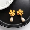 Ryggar örhängen koreansk stil temperament söt retro blomma inget hål klipp vintage gult kronblad utan piercing
