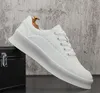 Stile britannico Mocassini da uomo scarpe da ginnastica moda Casual Piccola scarpa bianca traspirante antiscivolo Punta tonda Scarpe stringate comfort Scarpe da passeggio sportive taglia 38-45